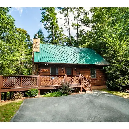 Cabin In The Woods With Hot Tub